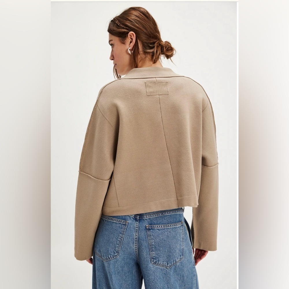 NWT We The Free Sadie Crop Sweater Knit Blazer S Taupe Brown Treehouse - Picture 3 of 12